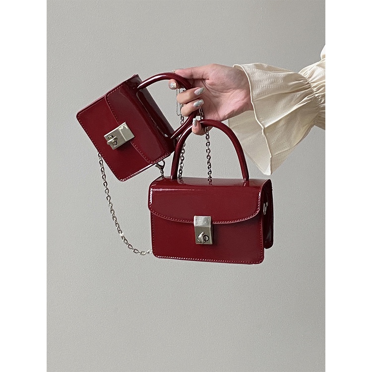 Túi Đeo Chéo Da Bóng Hình Vuông Nhỏ Nhắn Có Khóa Xoắn Thời Trang Nhật Hàn Mới 2023 Dành Cho Bạn Nữ