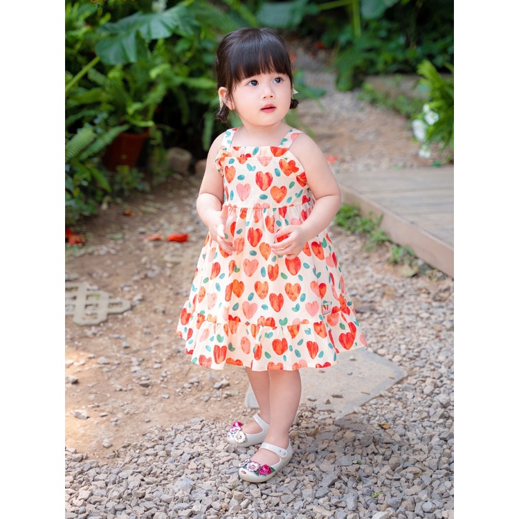 Váy Bé Gái CARROT Hai Dây Bèo Ngực, Họa Tiết Tim Cam, Chất Liệu Thô Cotton Thấm Hút Mồ Hôi Tốt