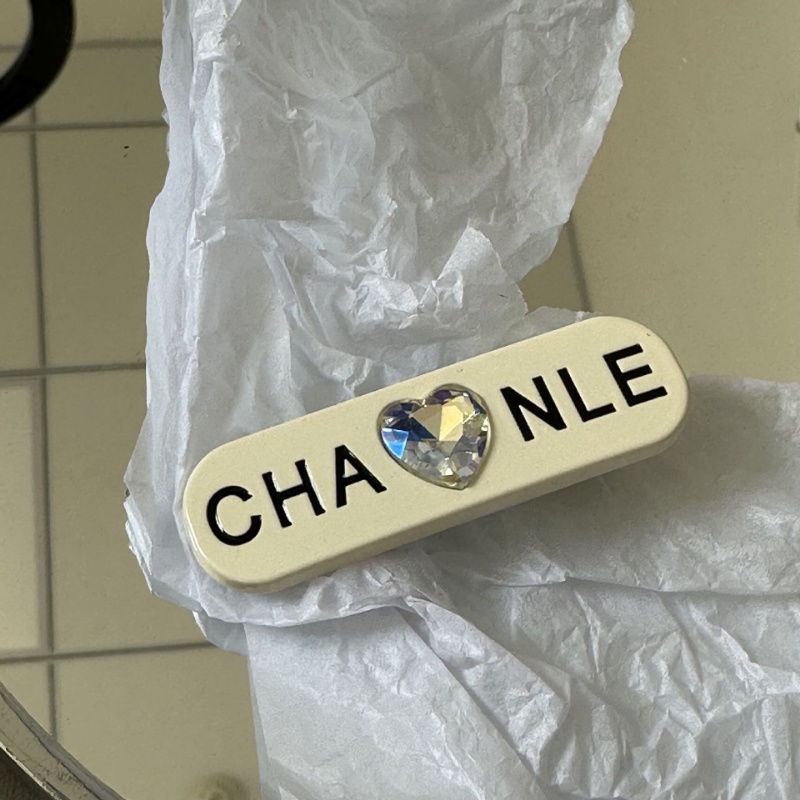 Kẹp Tóc Nữ Đính Đá Hình Trái Tim Phong Cách Pháp