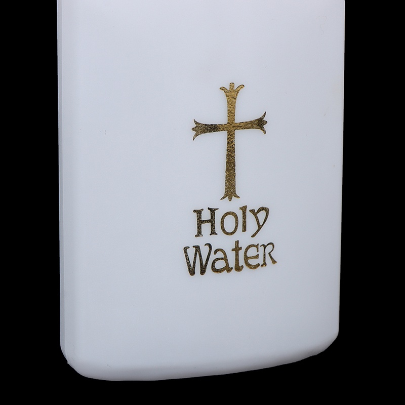 1 Bình Nước Bằng Nhựa Phong Cách Tôn Giáo