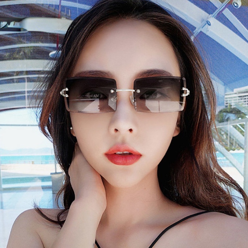 (KIQI-FASHION) COD Kính Mát Chống Tia UV400 Tròng Màu Gradient Phong Cách Vintage Thời Trang Cho Nữ