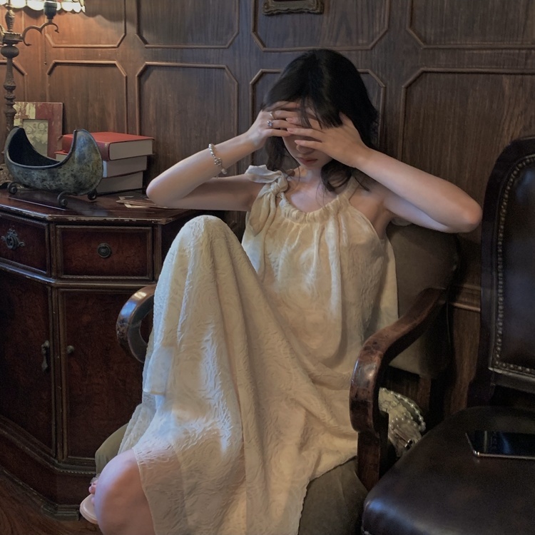 Bộ Áo Hai Dây + Chân Váy Dài Lưng Cao Phong Cách Hàn Quốc Thời Trang Mùa Hè Hàng Mới