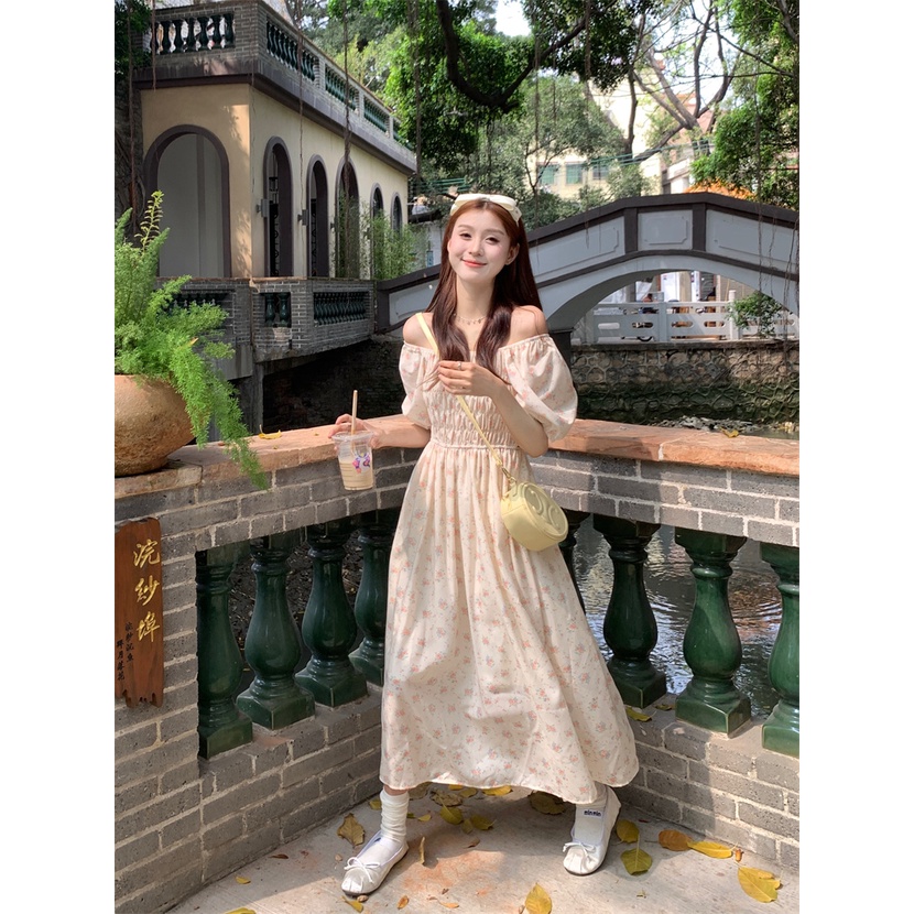 Đầm Dài Dáng Chữ a Tay Phồng Hở Vai In Họa Tiết Hoa Nhỏ Xinh Thời Trang Mùa Hè Phong Cách Hàn Quốc Cho