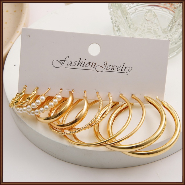 Bộ Khuyên Tai Hình Vuông Bằng Kim Loại Sang Trọng Cho Nữ