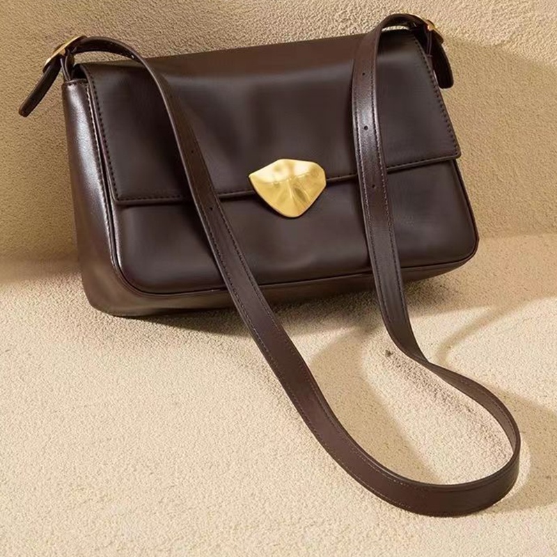 Túi Đeo Chéo Bằng Da Cao Cấp Phong Cách retro Dễ Phối Đồ Thời Trang Cho Nữ