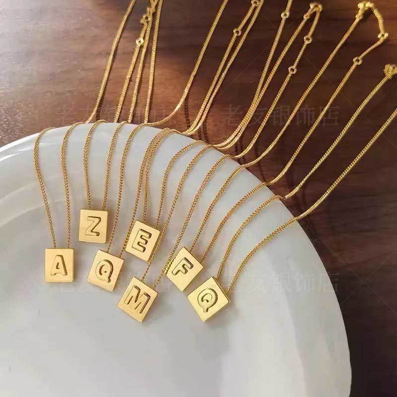 Dây Chuyền Mạ Bạc 925 26 Mặt Kim Loại Tròn Khắc Chữ Celine