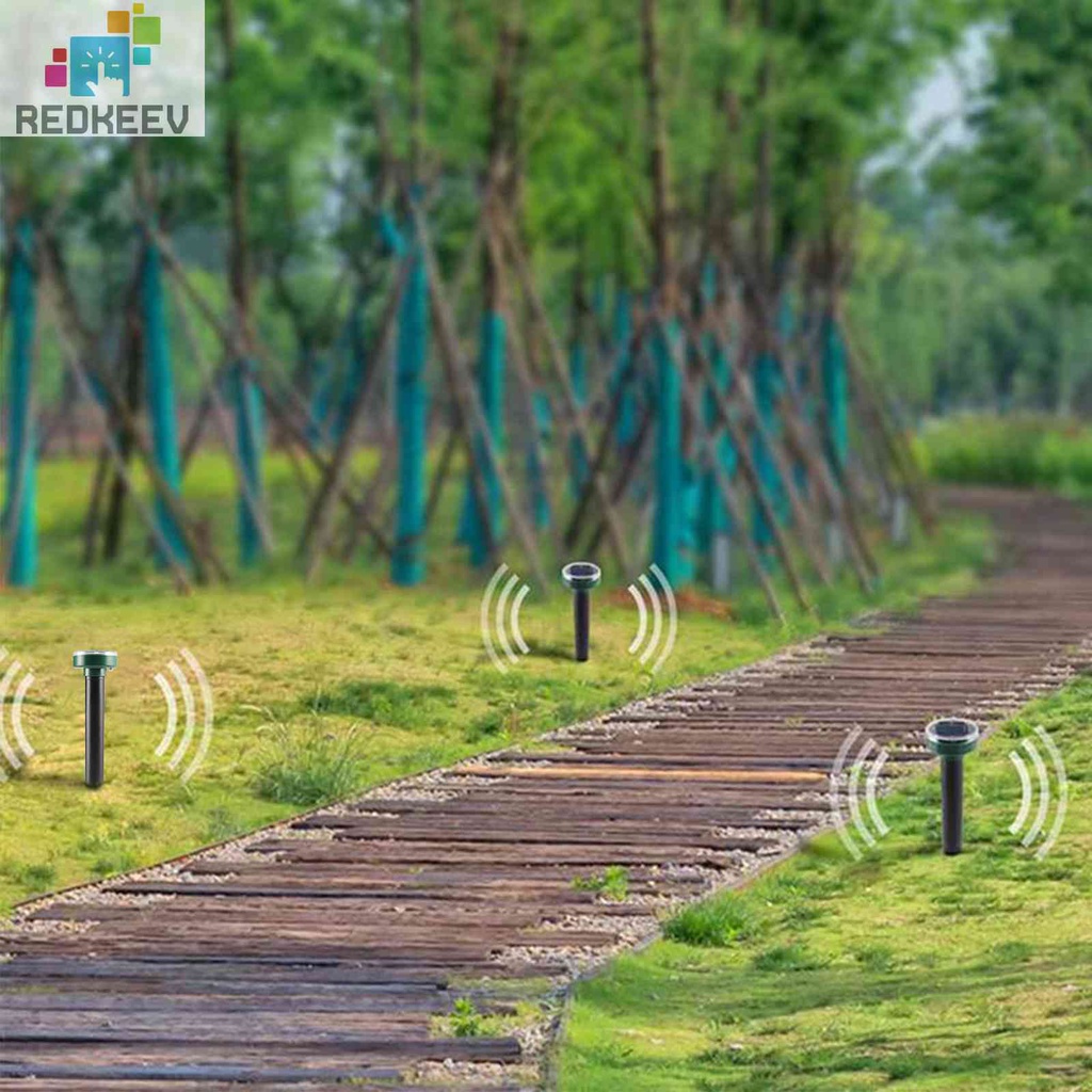 4 Đèn LED Diệt Chuột Côn Trùng Sử Dụng Năng Lượng Mặt Trời