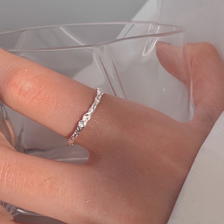 Nhẫn Thiết Kế Đơn Giản Thời Trang Cho Nữ