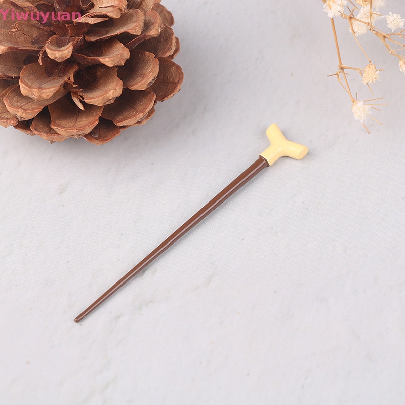 < Yiwuyuan > Quý Ông Mini Retro Trang Trí Tiểu Cảnh Nhà Búp Bê