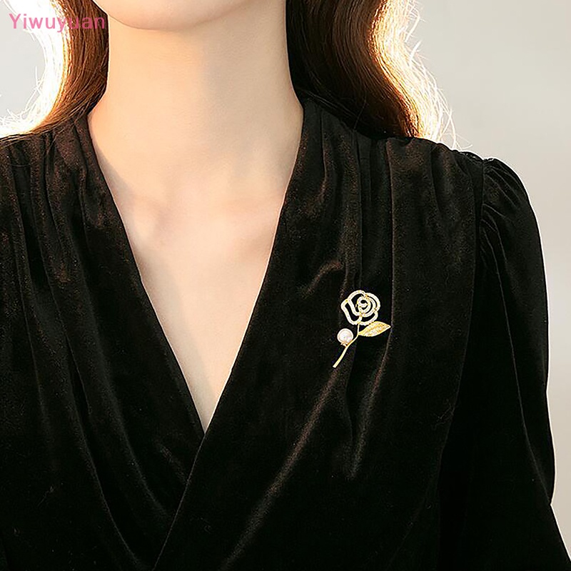 < Yiwuyuan > Ghim Cài Áo Hình Hoa Trà Đính Kim Cương Giả Thanh Lịch Chống Thất Lạc Thời Trang Niche