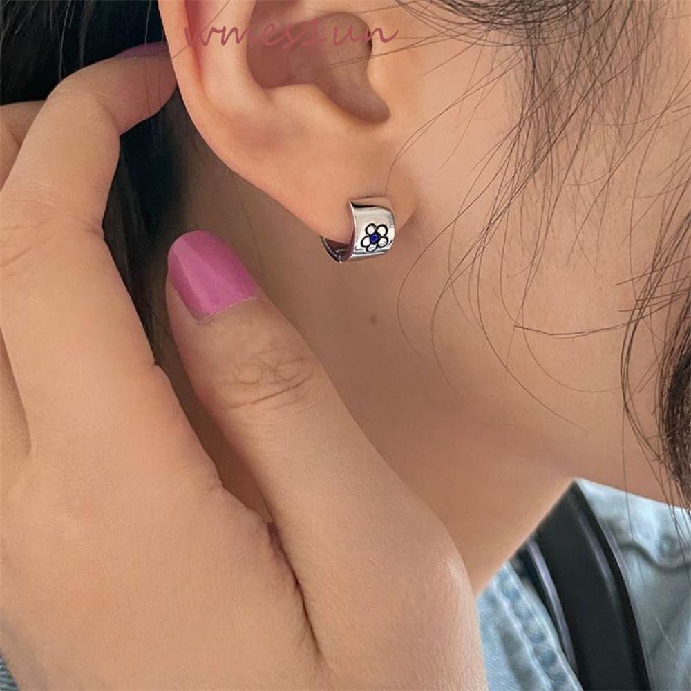 Bông Tai Hình Hoa / Trái Tim Màu Trơn Phong Cách Hàn Quốc Thời Trang Cho Nữ WMES15H