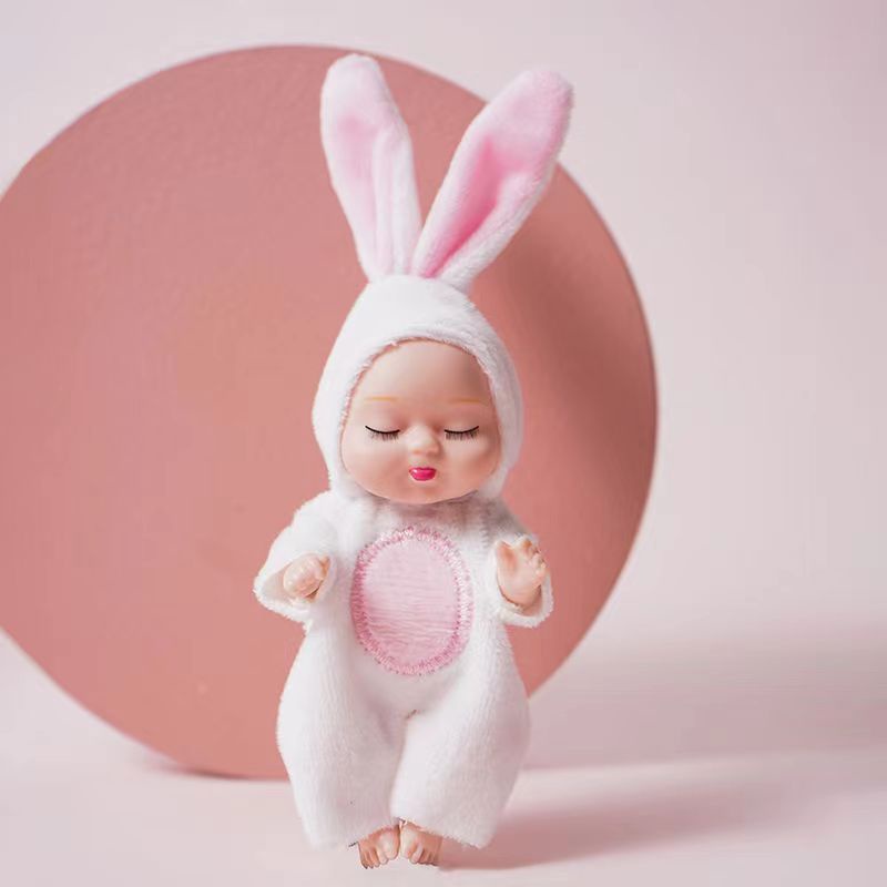 Búp Bê Em Bé Đang Ngủ Dễ Thương