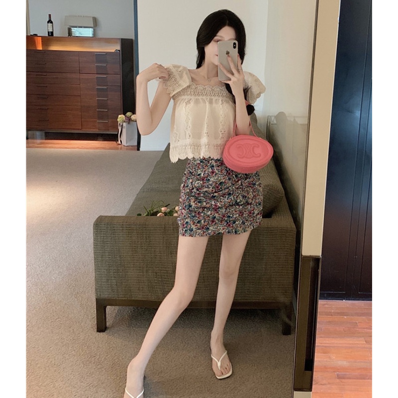 Áo Kiểu Tay Ngắn Dáng Rộng Phối Ren Lỗ Thời Trang Cao Cấp