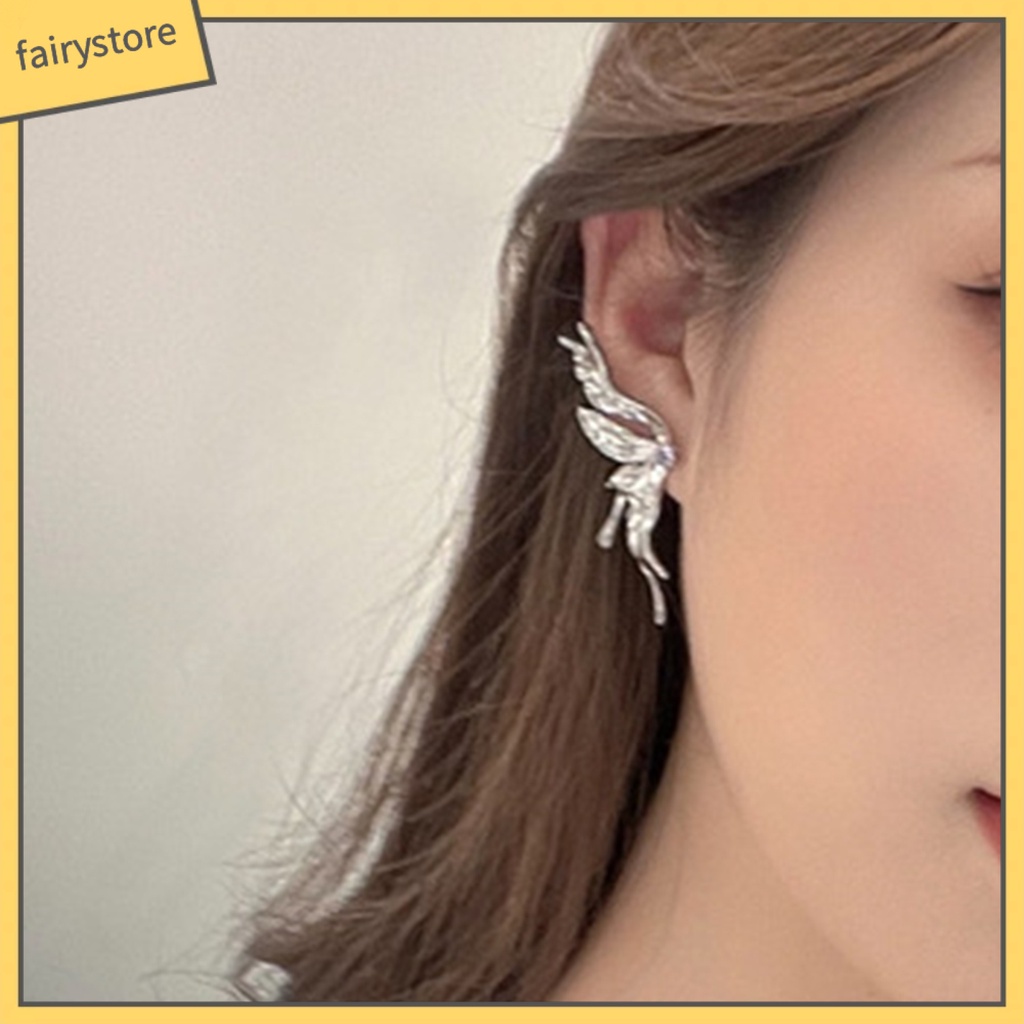 1 Đôi Bông Tai Hình Bướm Dạng Lỏng Phong Cách Punk Dành Cho Nữ