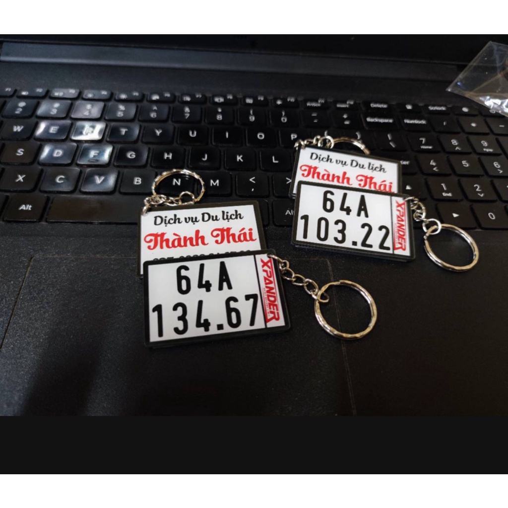 Móc khóa mica in biển số xe máy Thiết kế và in chữ theo yêu cầu
