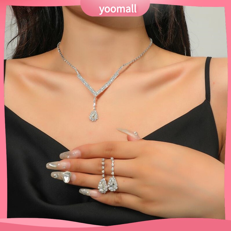 Bộ Vòng cổ + Bông Tai Đính Kim Cương Giả Màu Bạc Sang Trọng Cho Nữ