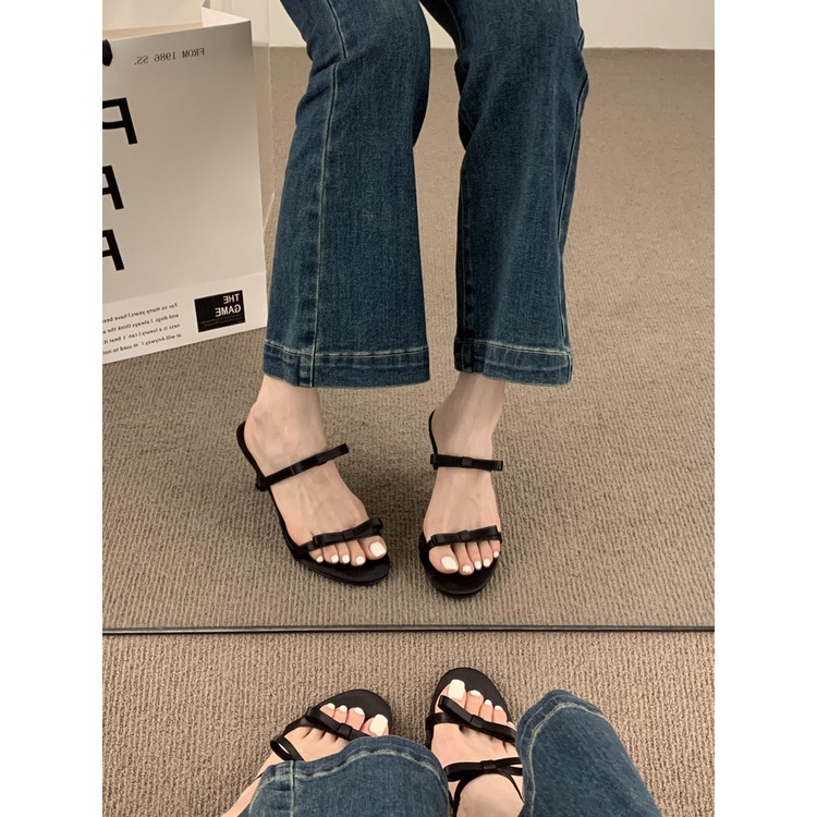 Xăng đan Cao Gót Hở Ngón Đính Nơ Màu Đen Thời Trang Cho Nữ