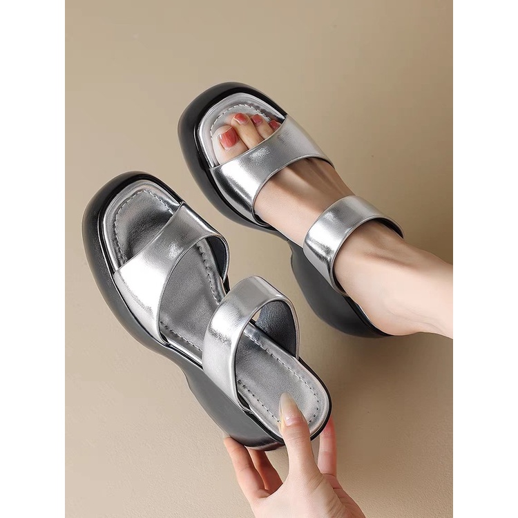 Giày Sandal Đế Xuồng Thời Trang Dành Cho Nữ