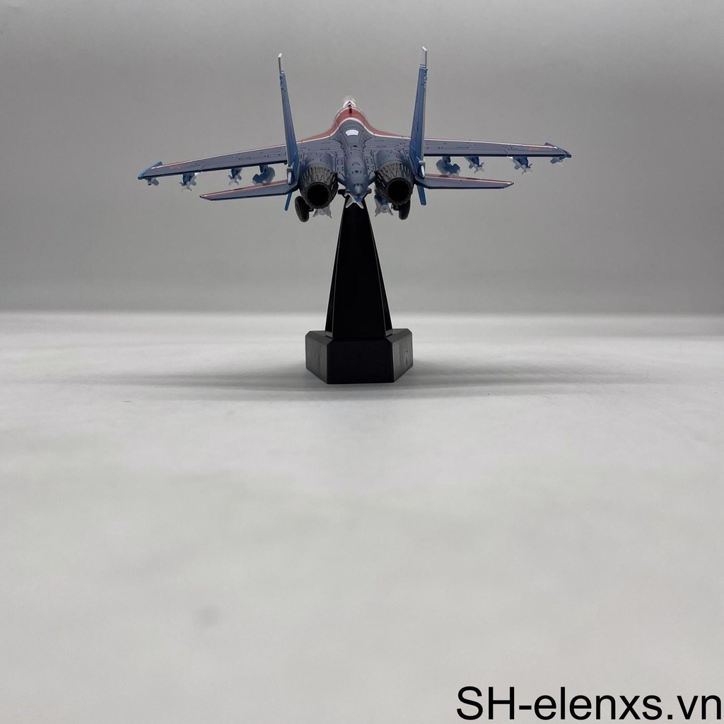 Mô Hình Máy Bay Tỉ Lệ 1: 100 Kèm Giá Đỡ