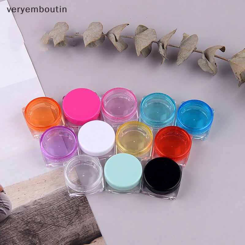 Set 10 Lọ Nhựa Rỗng Mini Hình Vuông Đựng Mỹ Phẩm / Kem / Sữa Dưỡng Tiện Dụng