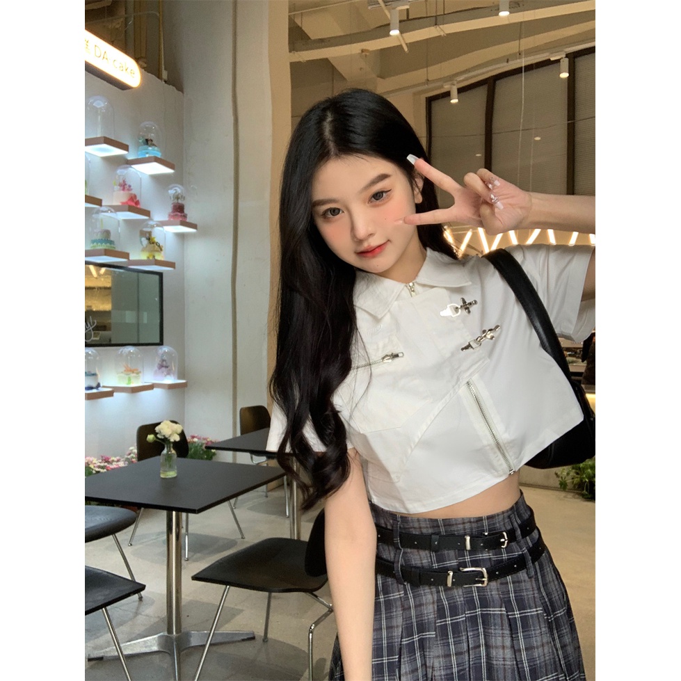 Áo Sơ Mi Tay Ngắn Phối Nút Kim Loại Phong Cách Retro Dành Cho Nữ