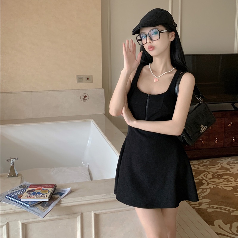 Đầm Hai Dây Dáng Chữ A Phong Cách Quyến Rũ