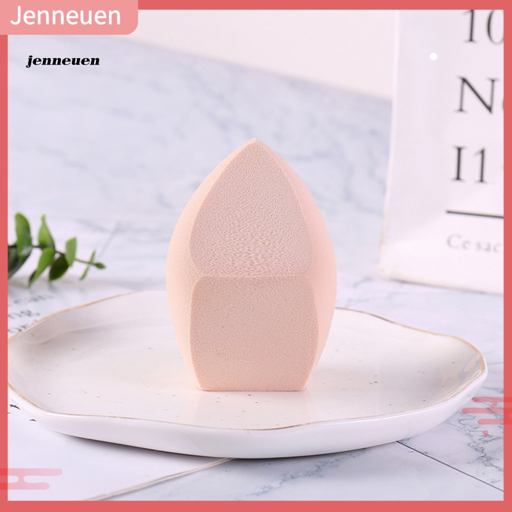 Mút Tán Kem Nền Hình Quả Trứng An Toàn Cho Nữ