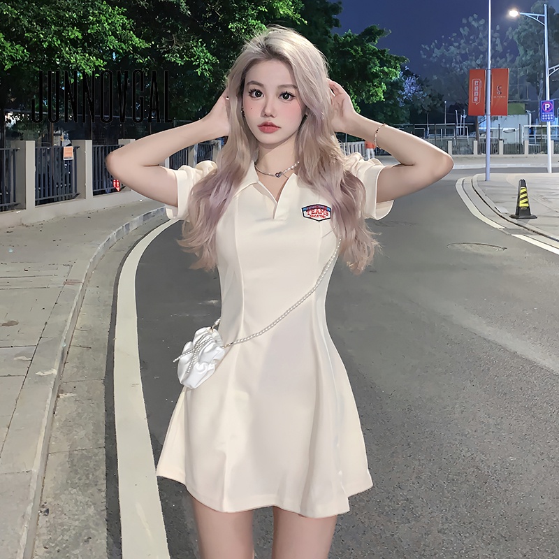 Junnovgal women 2023 thời trang mới eo và mỏng một hình người đàn ông nhỏ váy ôm đầu tiên