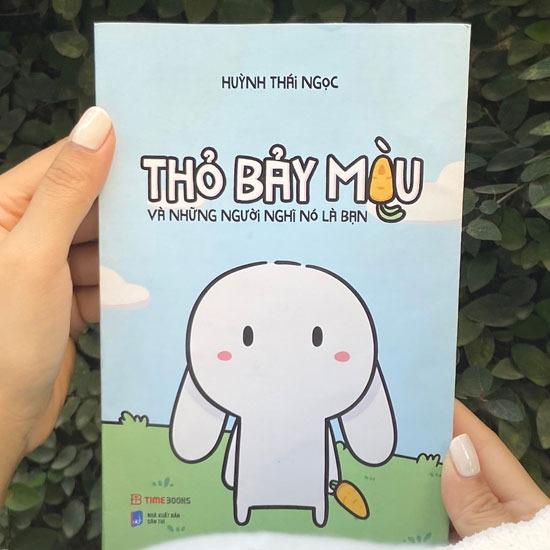 Truyện tranh Thỏ Bảy Màu Và Những Người Nghĩ Nó Là Bạn