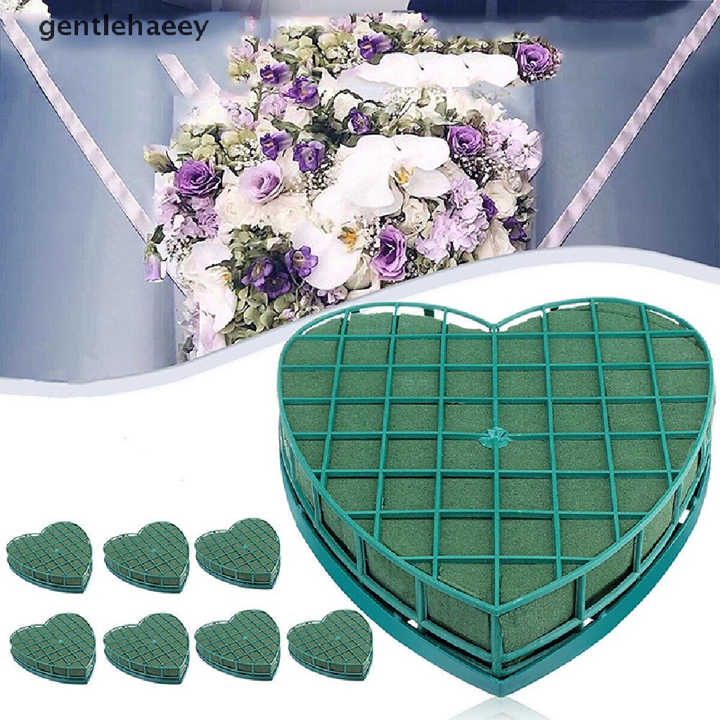 Mút Xốp Hình Trái Tim Dùng Trang Trí Hoa Trong Tiệc Cưới