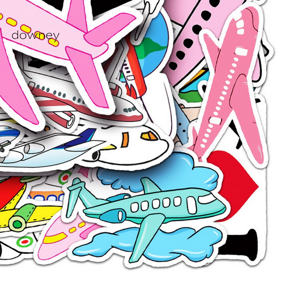 Bộ 50 Miếng Dán Họa Tiết Hoạt Hình Màu Trong Suốt Dùng Trang Trí Laptop / Xe Hơi