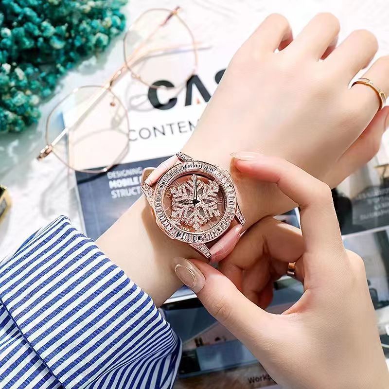 Đồng Hồ Ngôi Sao Năm Cánh Chạy Tuyết Mùa Hè Sang Trọng Nhẹ Nhàng Cho Nữ niche