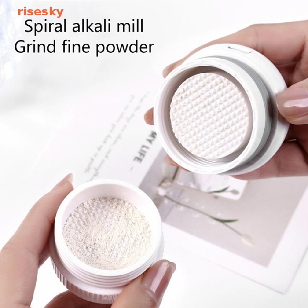 Hộp Đựng Thuốc 4 Trong 1 Có Giá Đỡ Và Cốc Nước Tiện Dụng