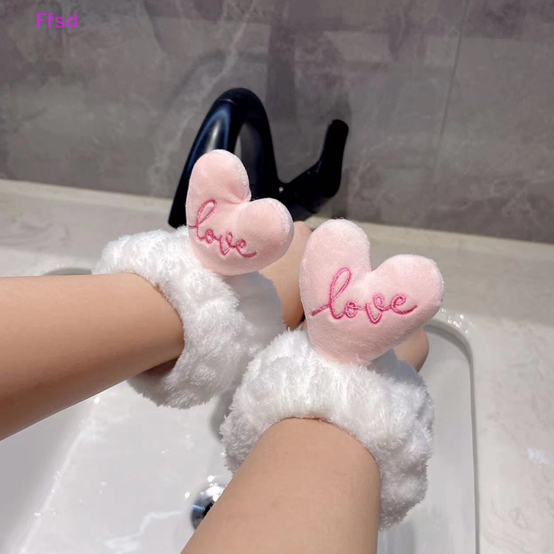1 Cặp Băng Đeo Cổ Tay Thấm Hút Mồ Hôi Linh Hoạt Họa Tiết Hoạt Hình