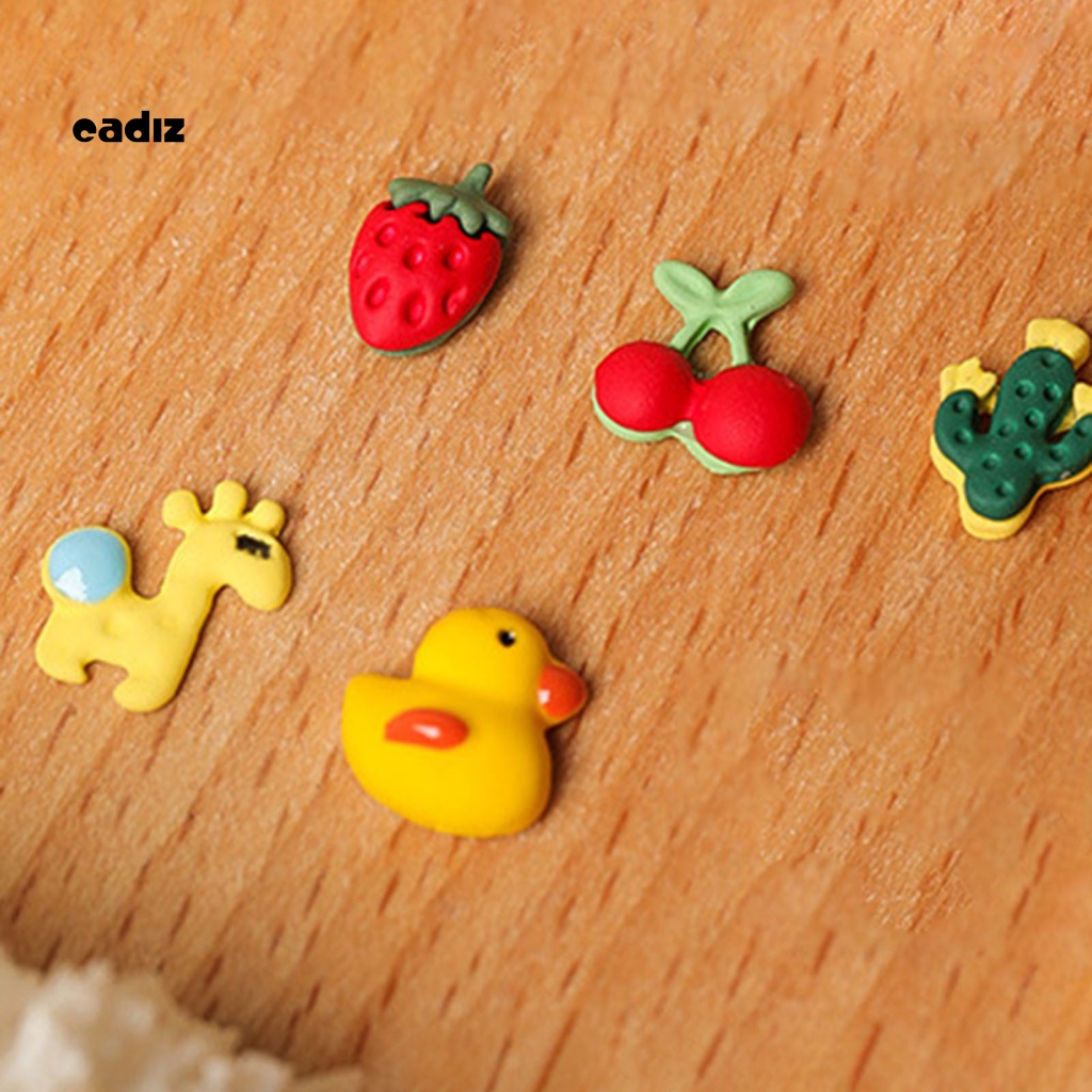 Bộ 5 Phụ Kiện Trang Trí Móng Tay Hình Hoạt Hình Dễ Thương