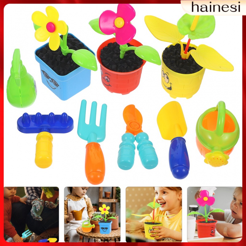 Bình Tưới Cây Bằng Nhựa Cho Bé