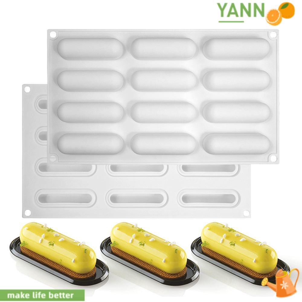 Khuôn Làm Bánh / Xà Phòng / Sô Cô La Hình Bán Nguyệt 3D DIY