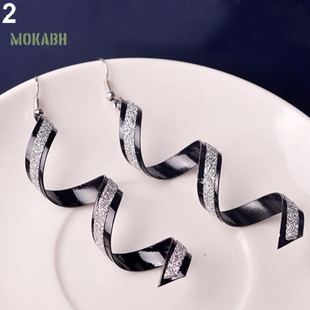 Bông Tai DạNg XoắN ĐíNh Đá ThờI Trang