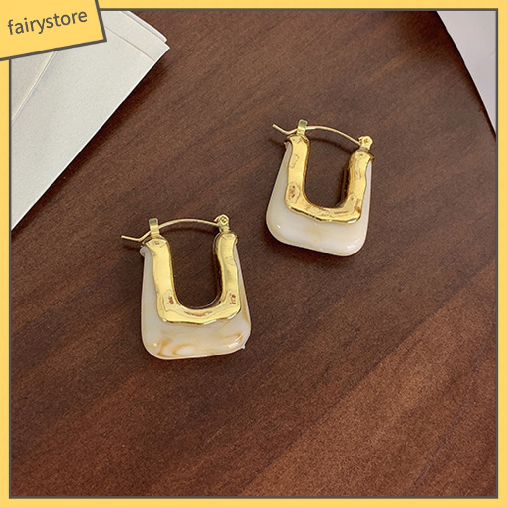 1 Đôi Bông Tai Hình Chữ U Bằng Nhựa Acrylic Phong Cách Vintage Dành Cho Nữ