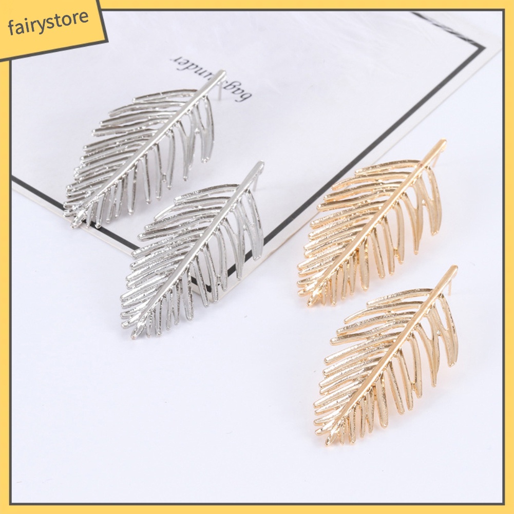 Bông Tai Hình Chiếc Lá Phong Cách Vintage Dành Cho Nữ