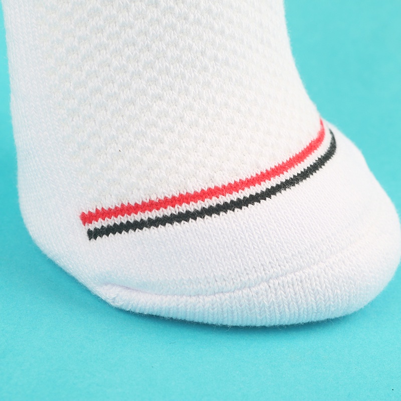 Đôi Vớ Thể Thao Thấm Hút Mồ Hôi Chống Trượt Tiện Dụng Cho Nam