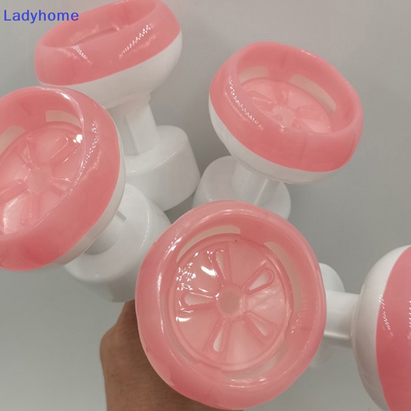 Bình Bơm Xà Phòng Dạng Lỏng Hình Bông Hoa Dành Cho Nữ