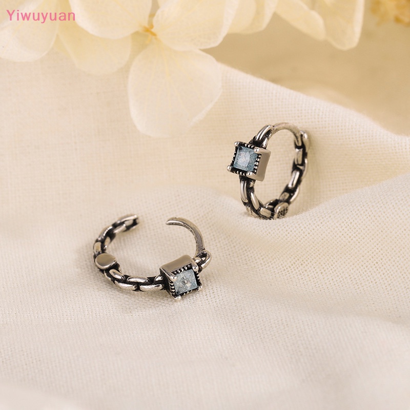 < Yiwuyuan > Khuyên Tai Nụ Hình Khối Lập Phương Cổ Điển Thiết Kế Mới Dành Cho Bạn Nữ
