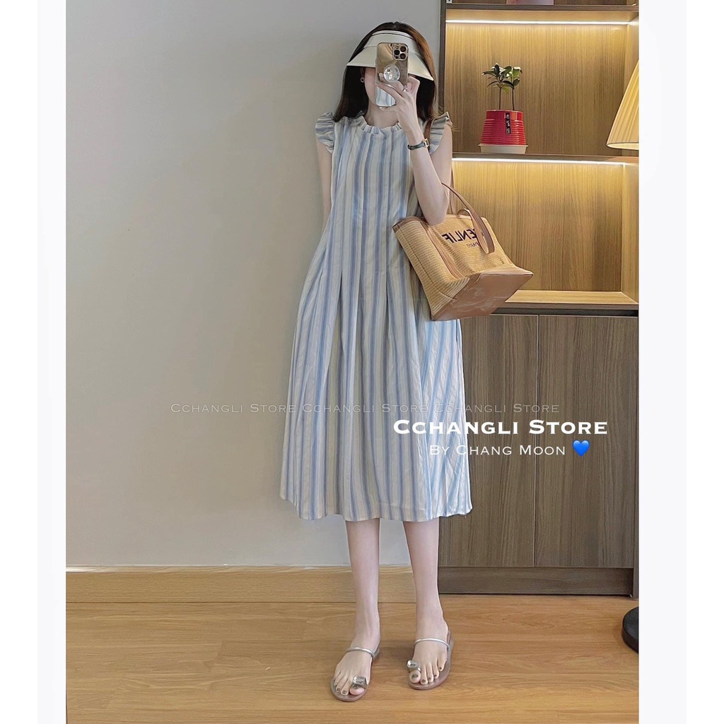 Đầm suông kẻ xanh trắng cổ bèo