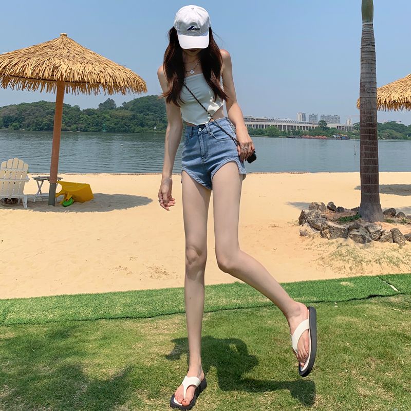 Quần Short Denim Chữ a Lưng Cao Màu Đen Thiết Kế Không Đồng Đều Phong Cách Mới Cho Nữ