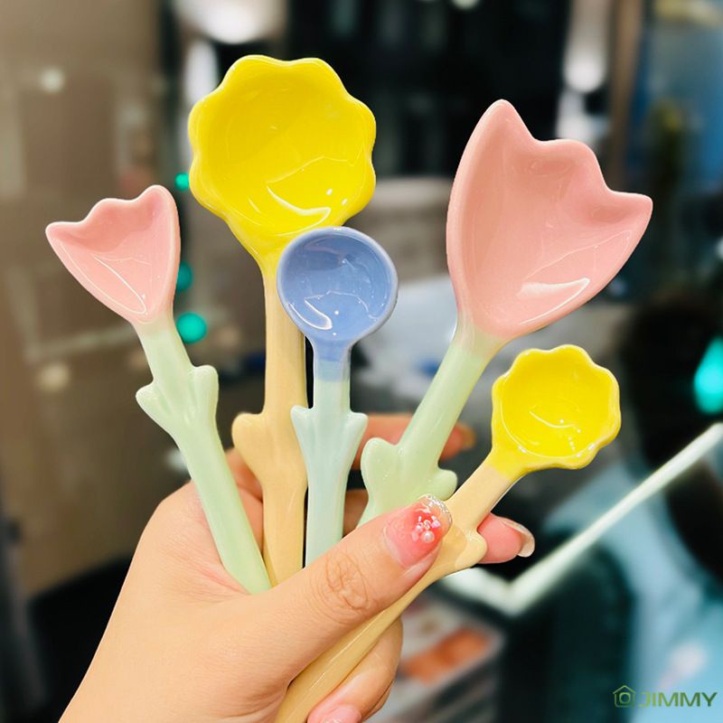 Muỗng Cà Phê Bằng Sứ Hình Hoa Tulip Dễ Thương