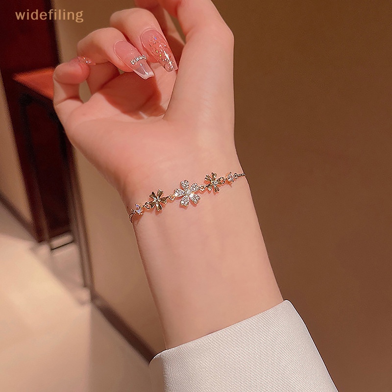 Vòng Đeo Tay Bản Rộng Màu Vàng Đính Đá Opal Có Thể Điều Chỉnh Kích Thước Dành Cho Nữ