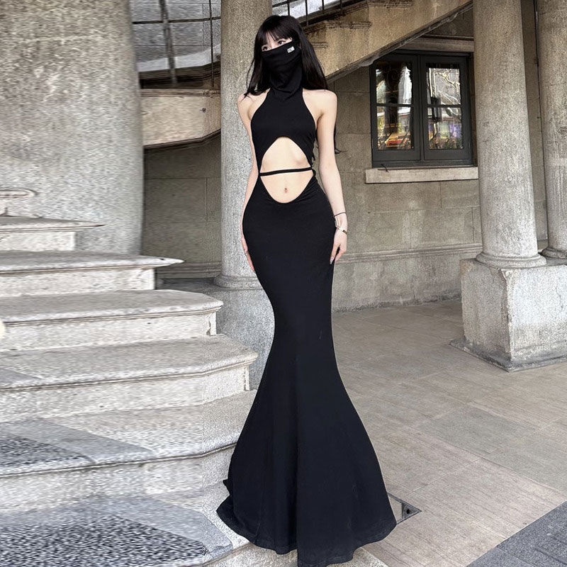 Váy Dài Ôm Eo Hở Rốn Màu Đen Trơn Mỏng Vừa Vặn Có Sẵn]