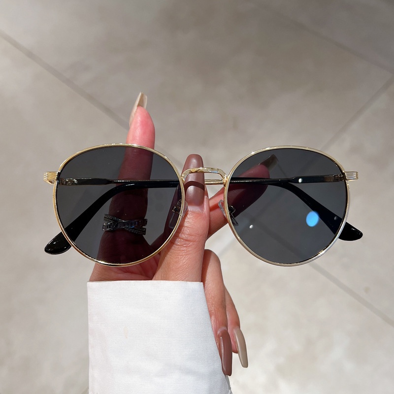 Kính Mát Gọng Tròn Chống Tia UV Phong Cách Retro Thời Trang Cho Nam Nữ