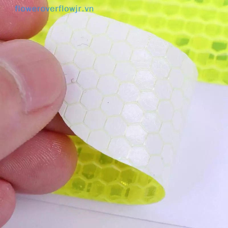 Bộ 4 Đề Can Cảnh Báo Nhắc Nhở Mở Cửa Tránh Va Chạm Màu Phản Quang Trang Trí Thông Dụng